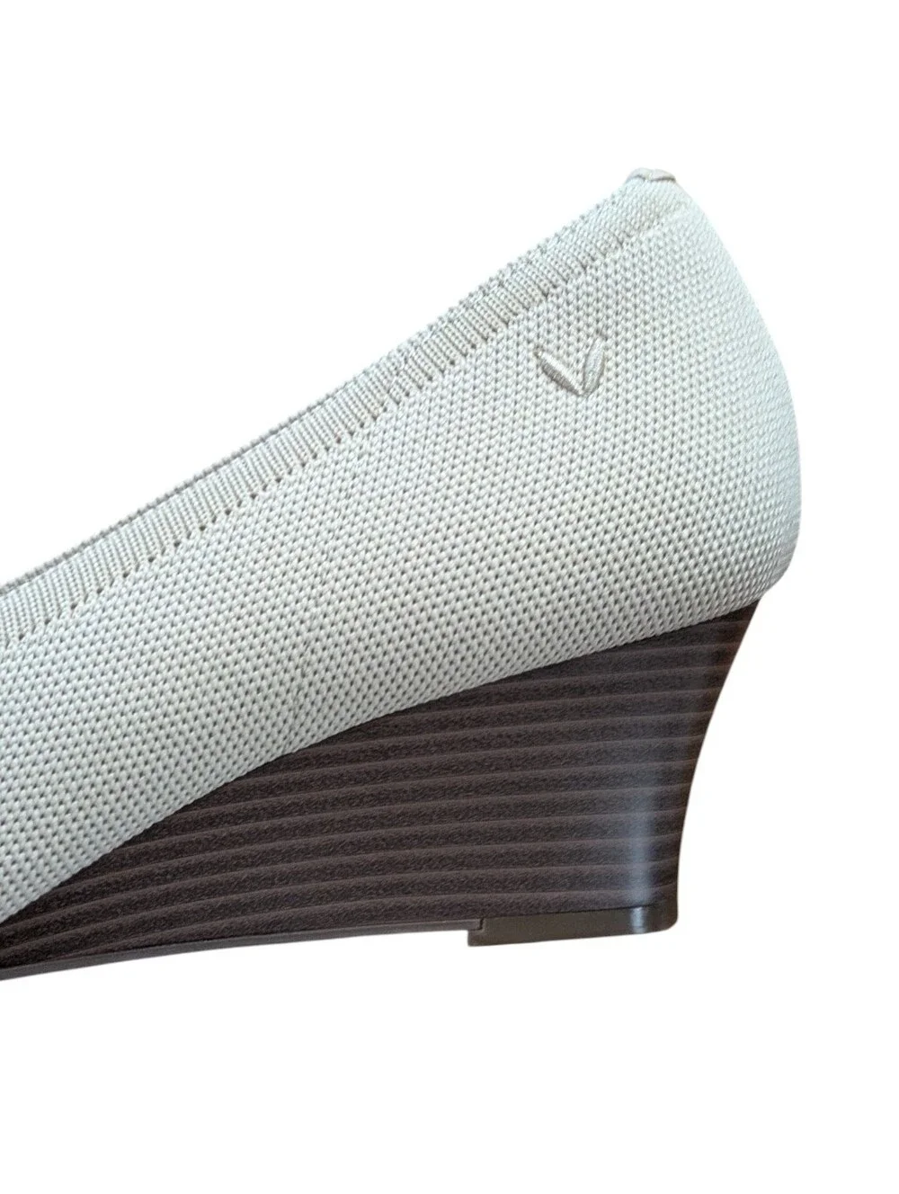 Vivaia Wedge Pro Pointed Toe Tan Size 40.5